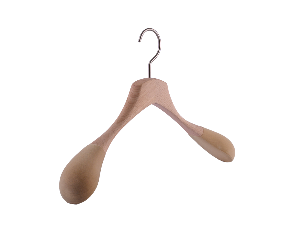 Dreamer man w velvet shoulder